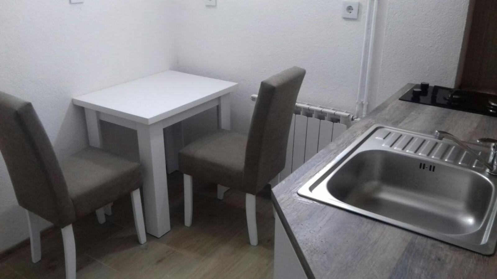 Modern&Cozy Bosnian House With Garden+Free Parking Hotel SJJ Exterior foto